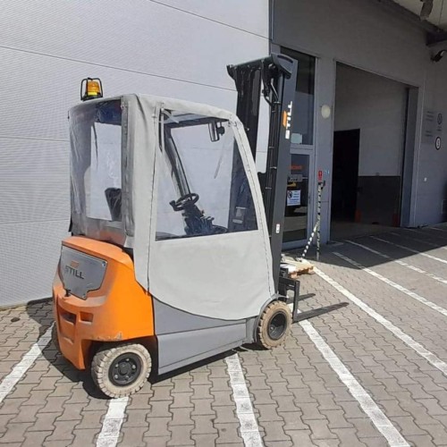 Plandeki do wózków widłowych 103